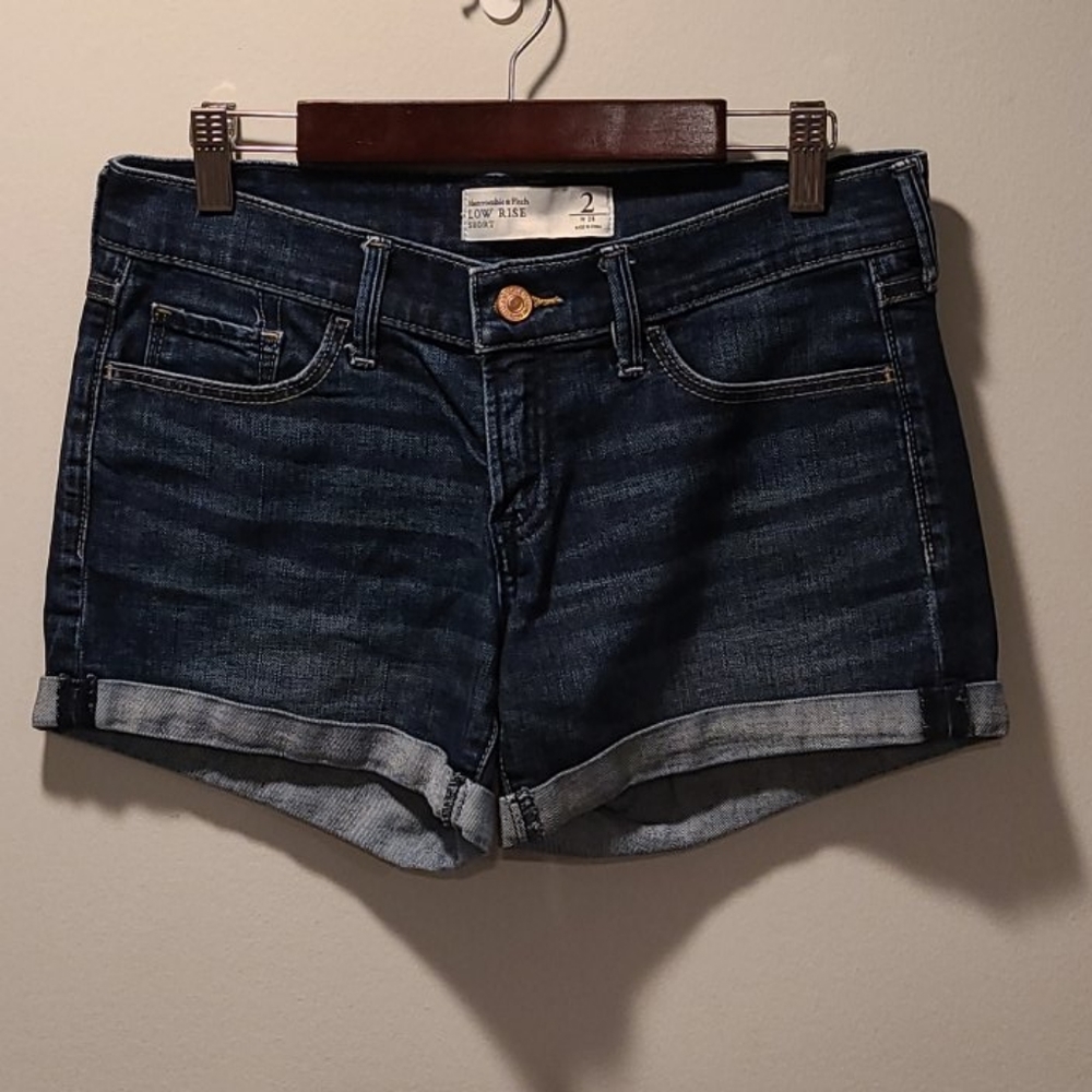 Abercrombie & Fitch Low Rise Jean Shorts Size 2